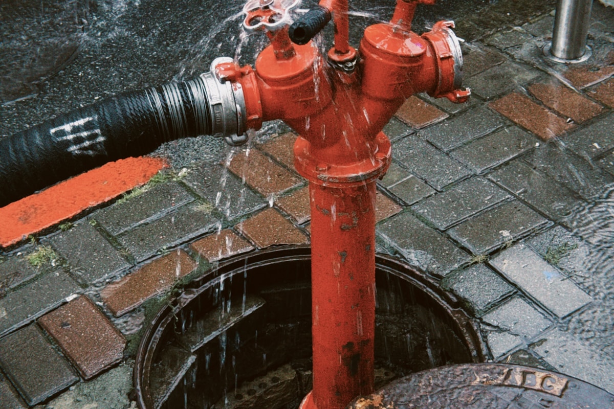 Commercial water damage restoration in Woodbury